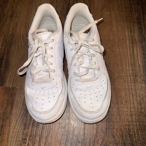 Nike Kids Cream Sneakers